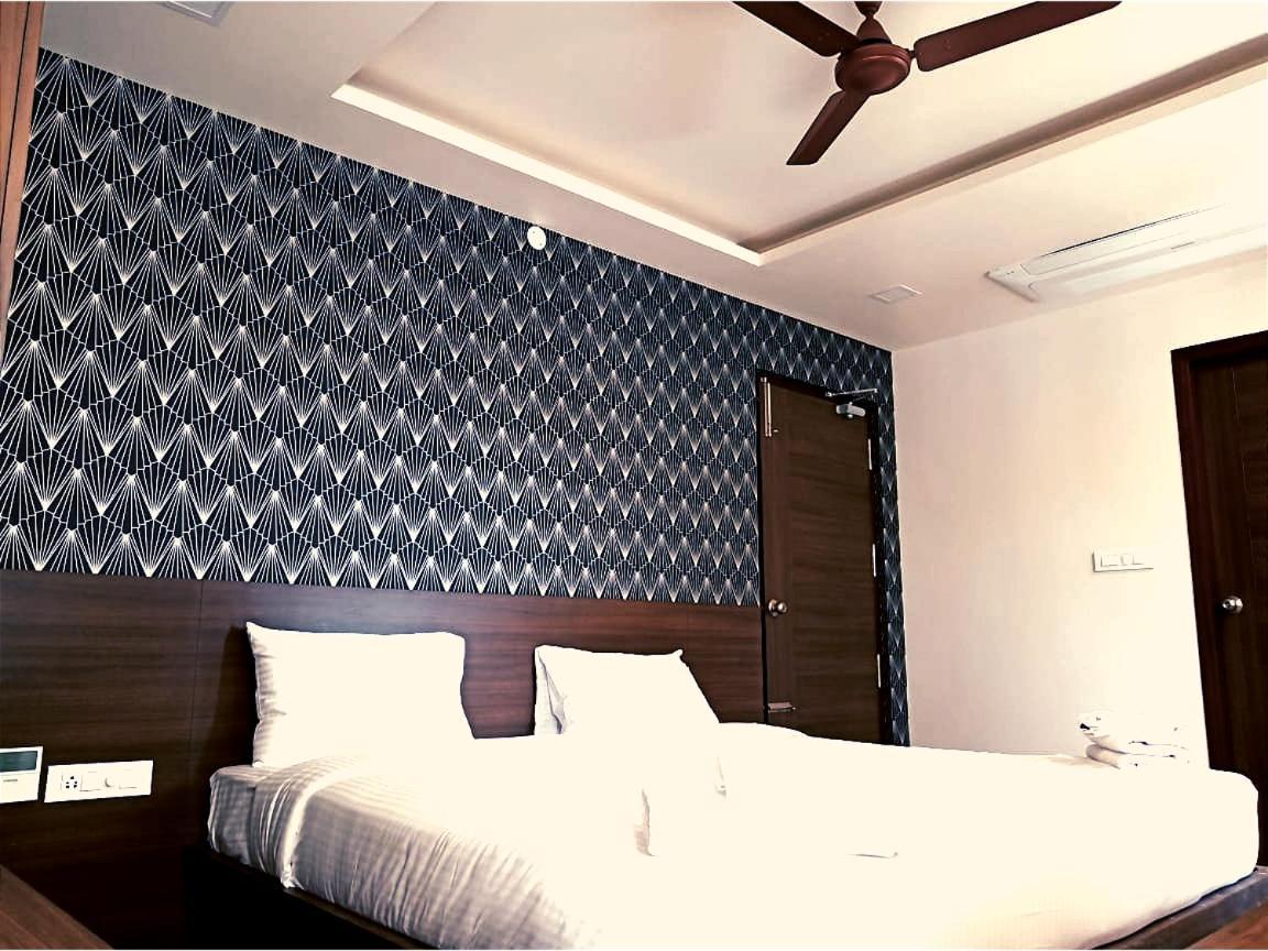 Hotel Vintage Castle Coimbatore Exterior photo